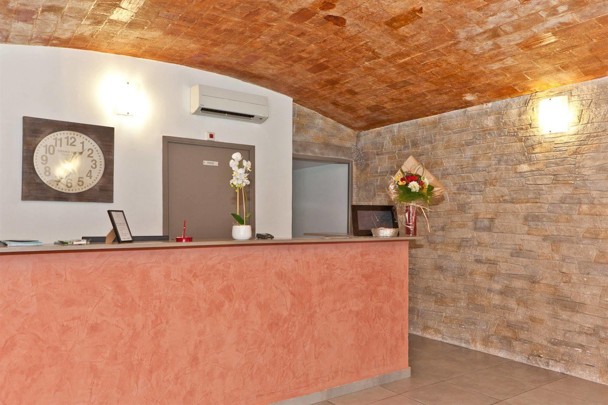 Hotel Riviera Bastia  Exterior photo